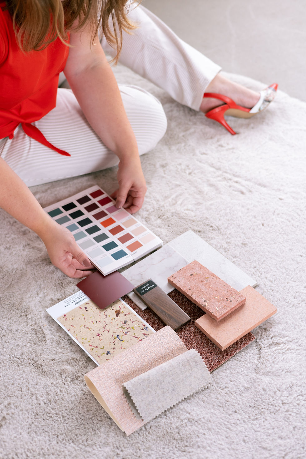 Strategisch kantoorinterieur: hoe kleur en materialen, merk en werkplek versterken