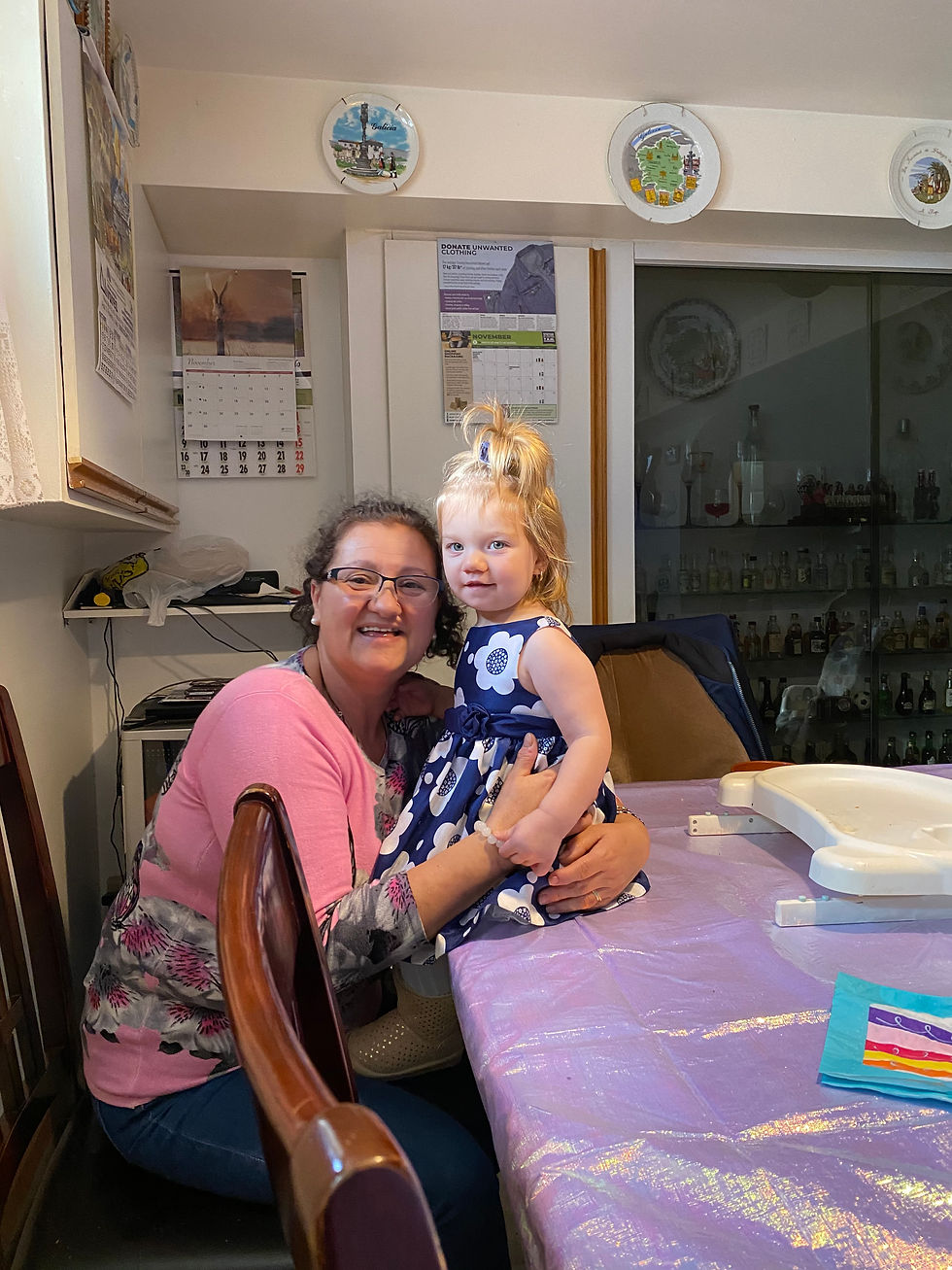 Lela and Eva in the kitchen