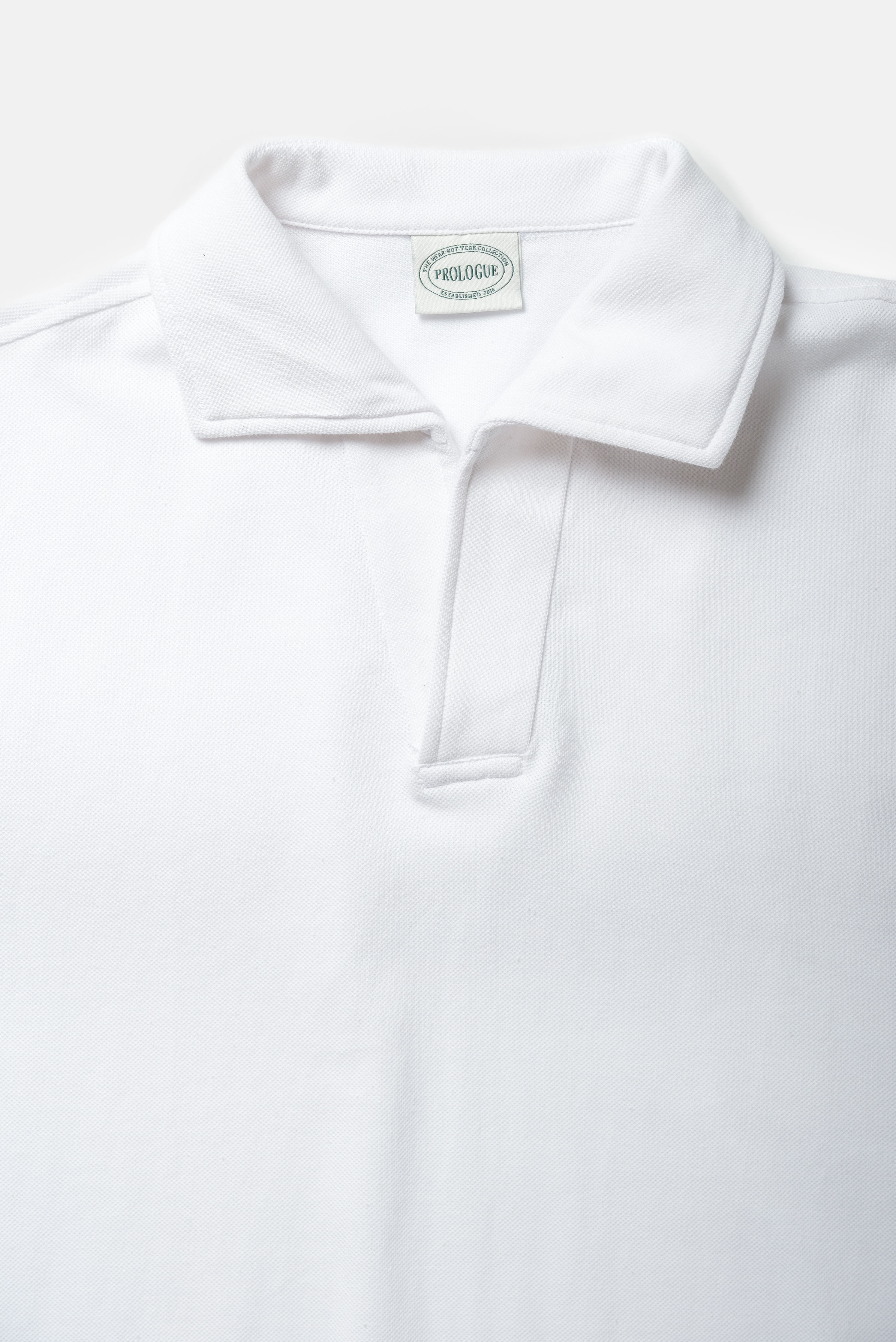 White Short Sleeve Spread Collar Polo