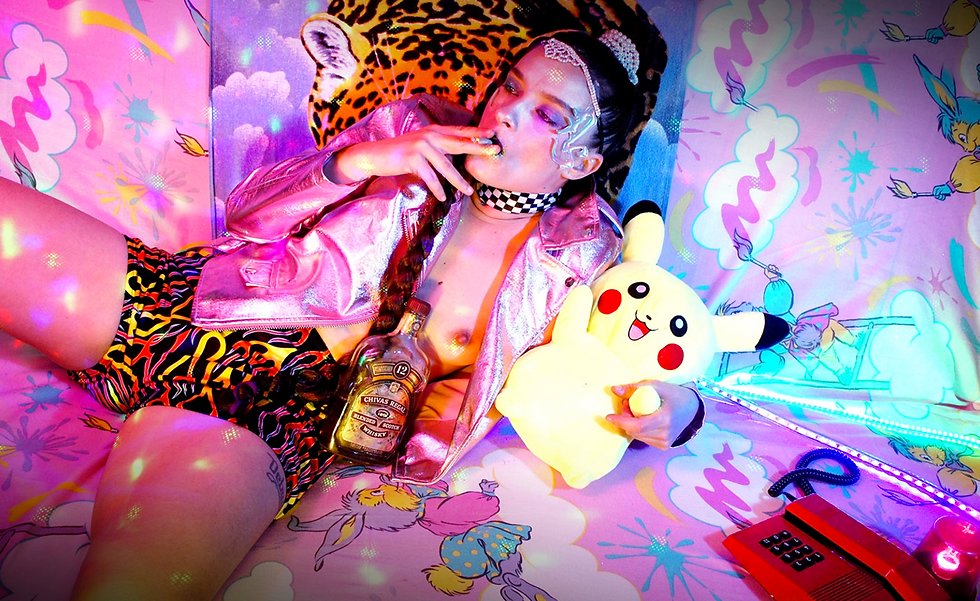 photophile, photography, kitsch, 90s, harakirina,vigo, spain, spanish artist, españa, artista española, fishnets, neon, 90s nostalgia, grunge, punk, art, howl magazine, nyc, new york
