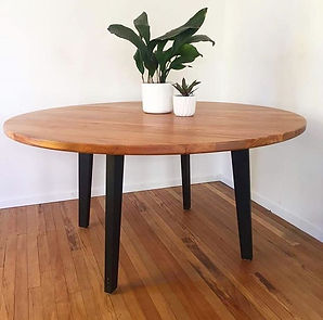 Solid%20reclaimed%20NZ%20Rimu%20dining%2