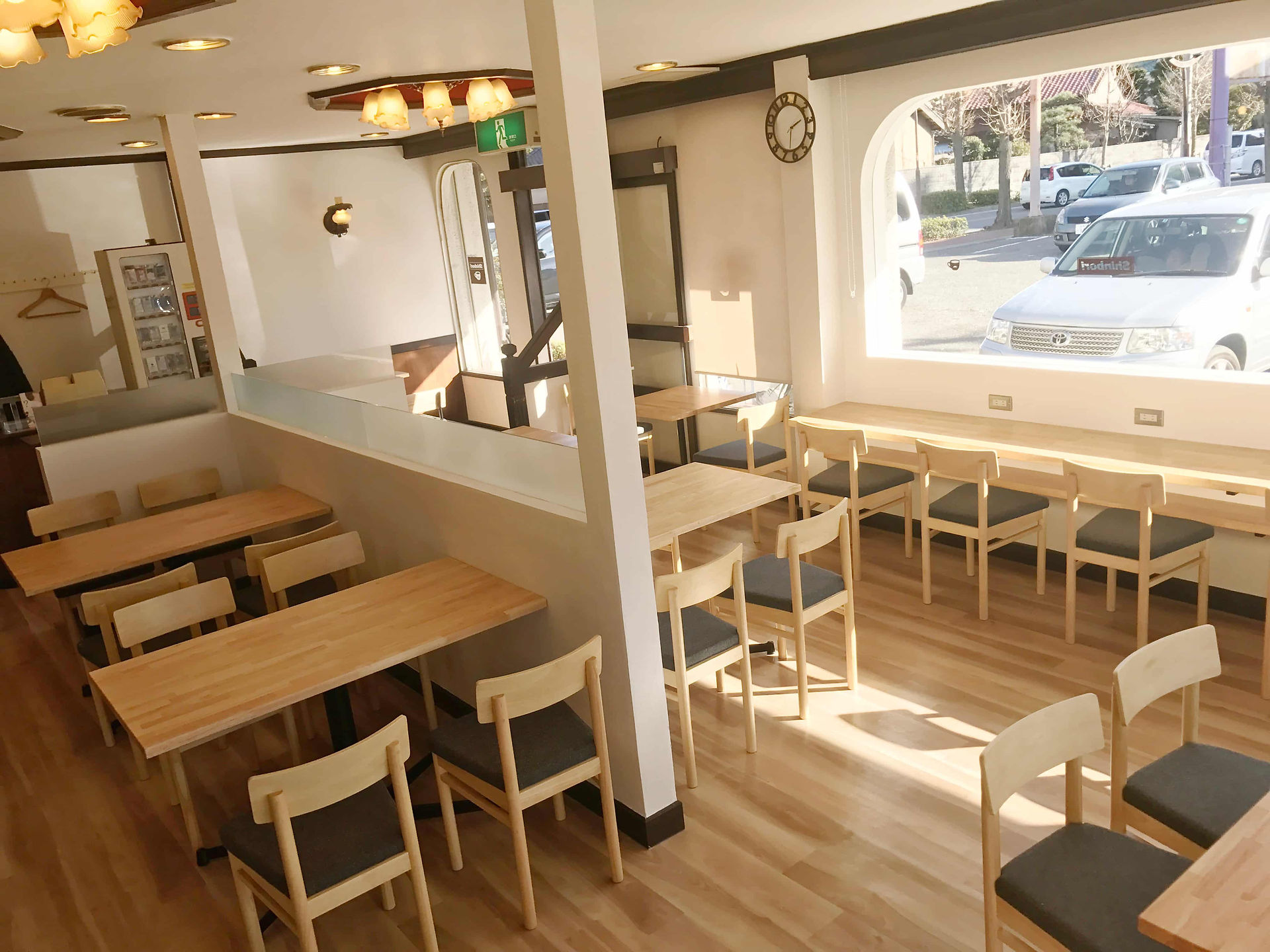 中京アドサイン　店舗デザイン実績