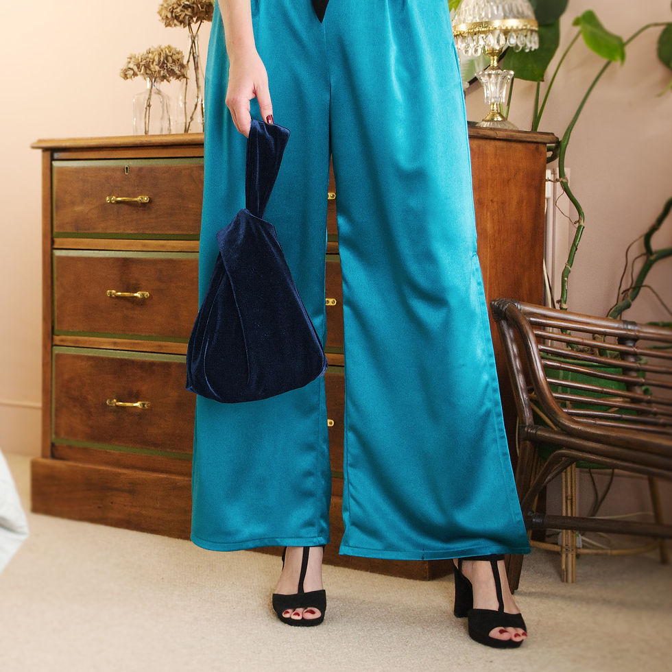 Thumbnail: VELVET WRISTLET BAG | Navy Evening Knot Bag