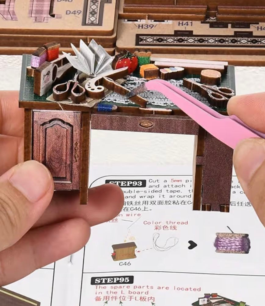 Another photo from Amazon selling the miniature sewing studio.