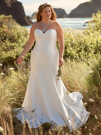 Rebecca-Ingram-Pippa-Lynette-Mermaid-Wedding-Dress-22RC527B01-Alt2-Curve-IV.jpeg