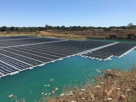 AMO - St Martin-la-Clouère : 1ère centrale PV flottante en Nouvelle-Aquitaine