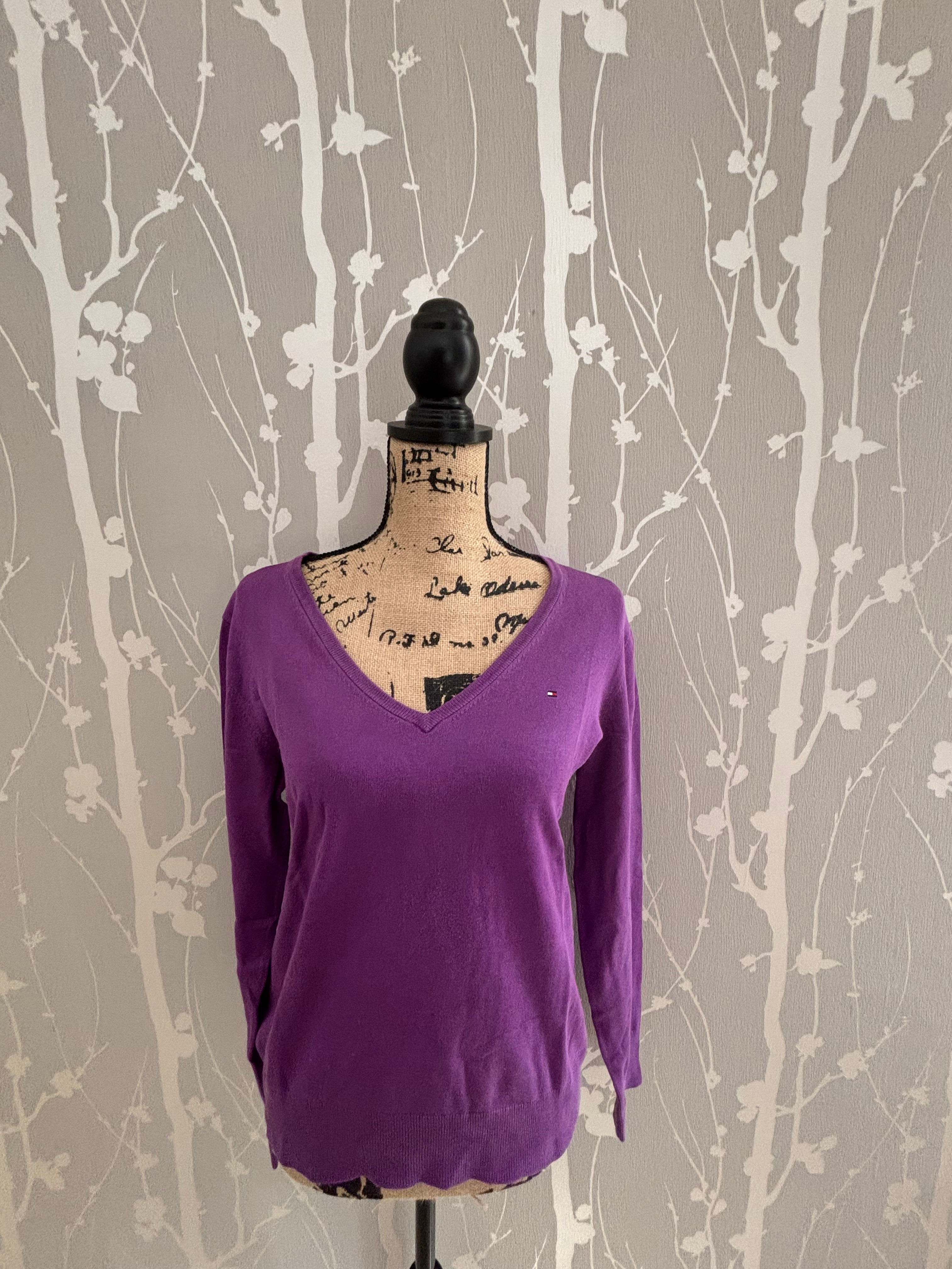 Pull col V violet Tommy Hilfiger – Taille L