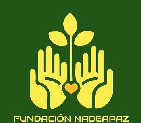 nadeapaz_edited.jpg