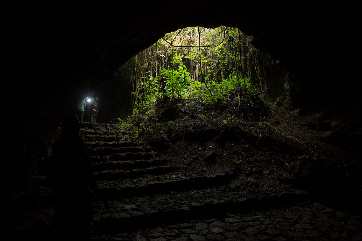 Musanze-Caves.gif