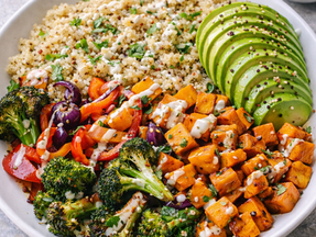 Simple Quinoa & Roasted Veg Plate