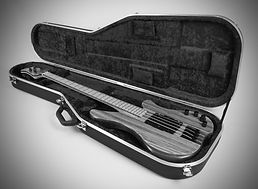 watsonbasses handmade bass guitar in a hiscox case