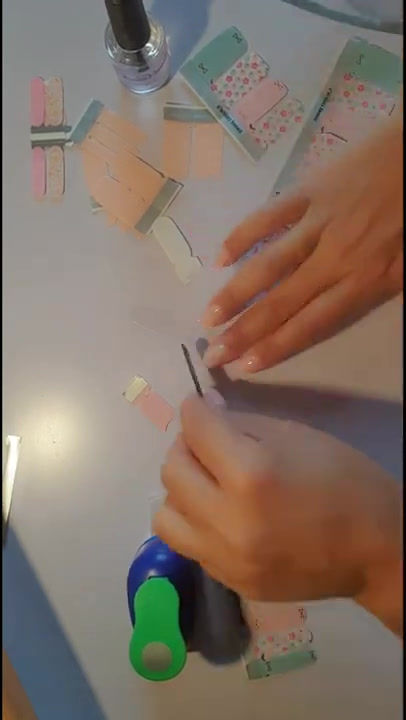 Thumbnail: French Maker