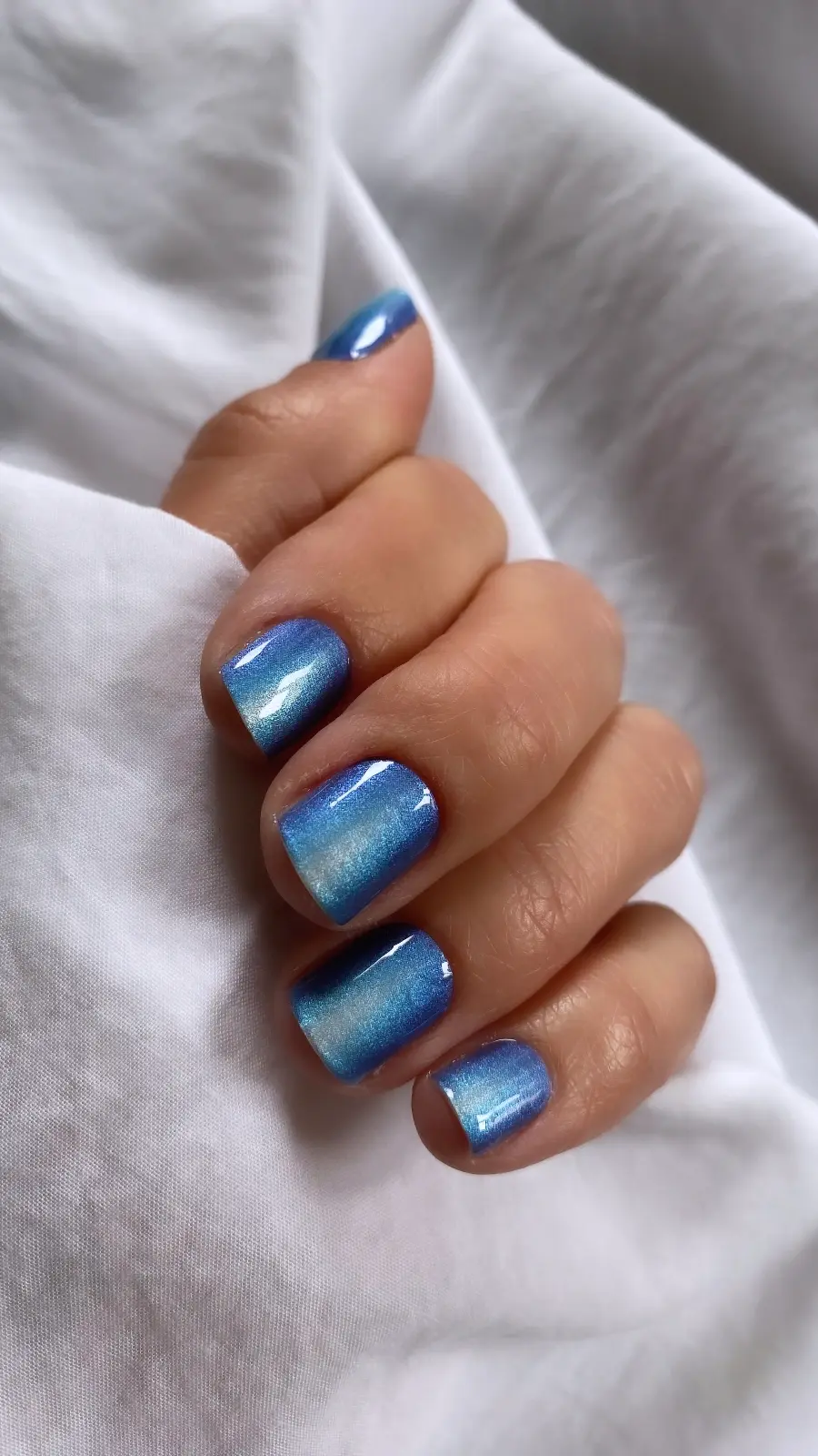 Miniaturbild: Aurora Blue
