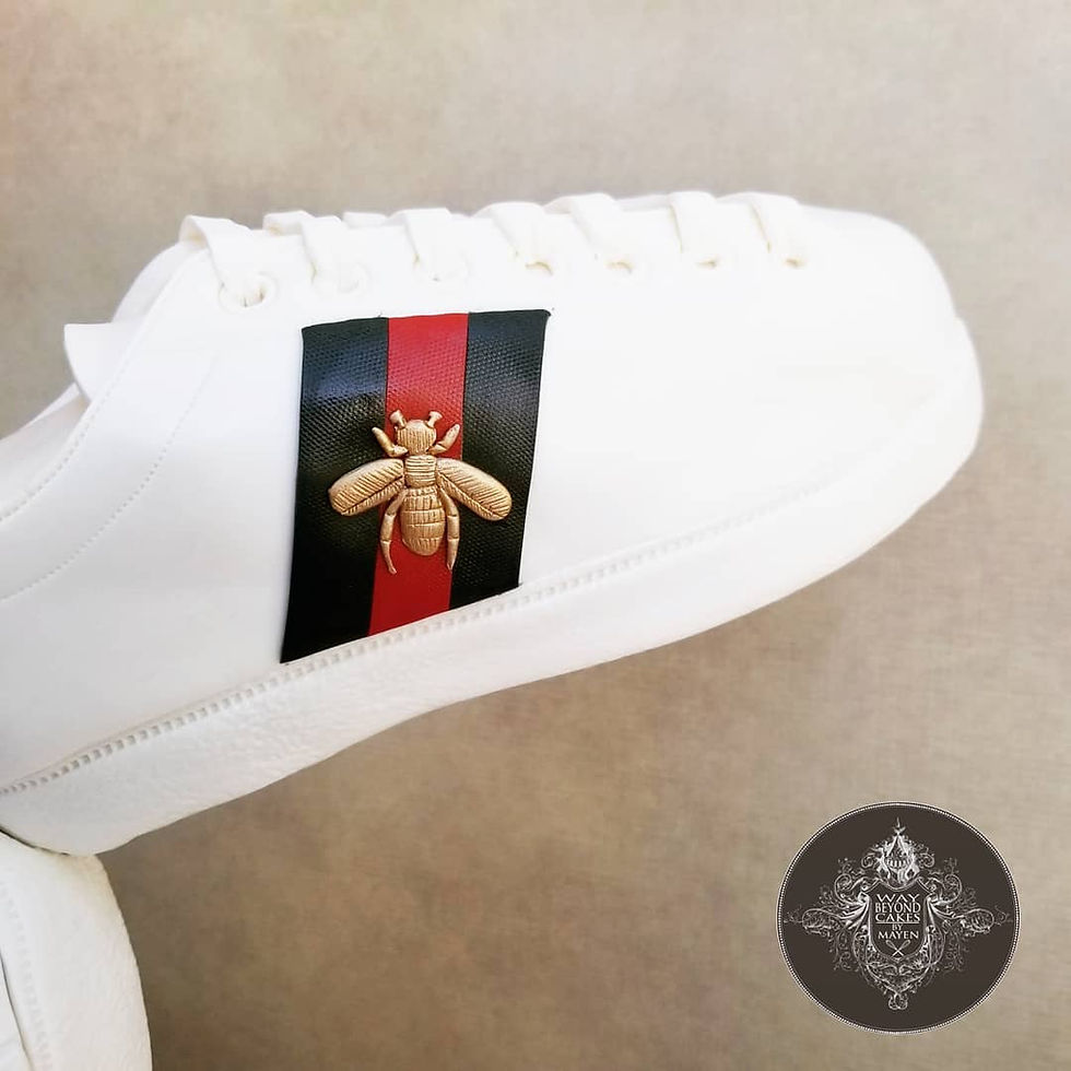 Thumbnail: Balancing Sneakers Cake Class