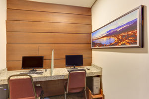 Hotel Beira Mar - Sala do computador.jpg