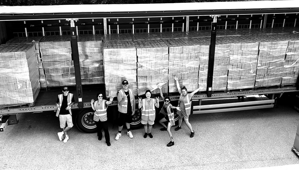 Blue30 contract packing team