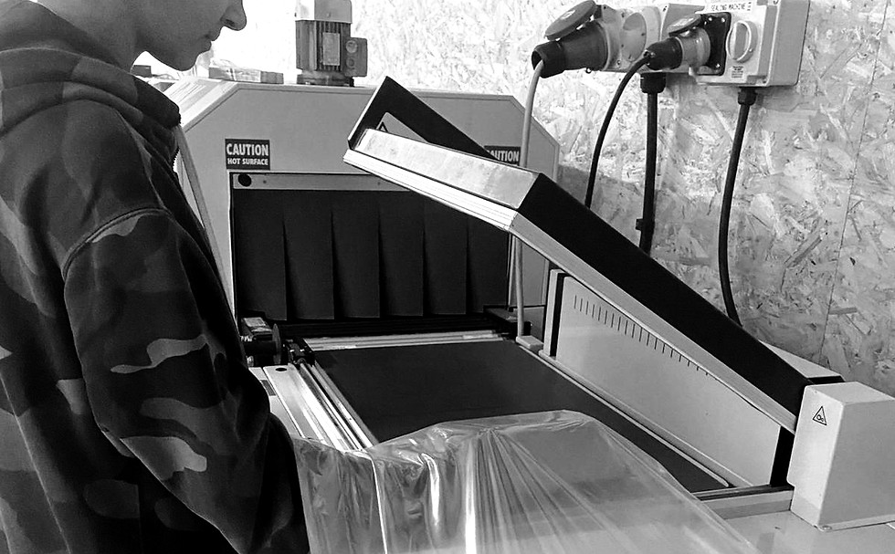 Blue30 contract heat shrinking machine