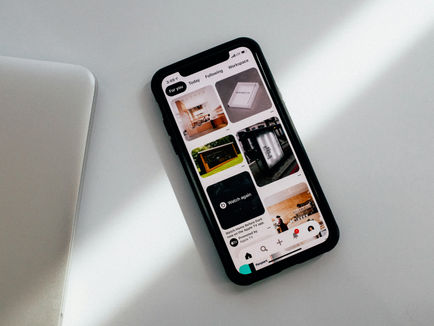 How to Make Money with Digital Downloads in 2026: The Complete Guide