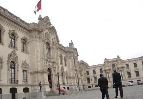 Presidente Castillo continúa ronda de conversaciones con partidos políticos