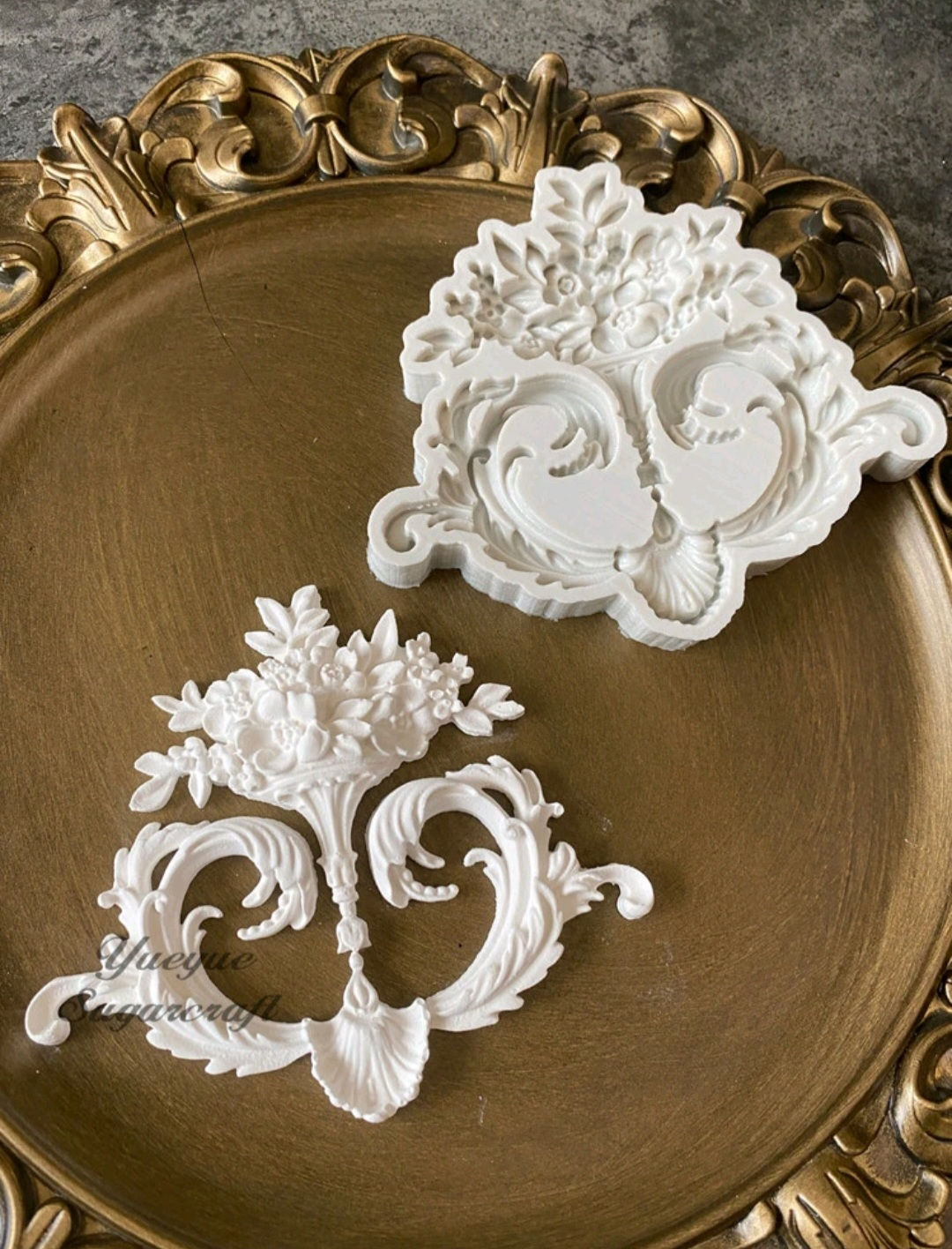 DECORATIVE SILICONE MOLD