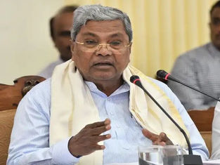 ರಾಜ್ಯ ರಾಜಕೀಯದಲ್ಲಿ ಬಿರುಗಾಳಿ: ನಾಳೆ ಸಿಎಂ ಸ್ಥಾನಕ್ಕೆ ಸಿದ್ದರಾಮಯ್ಯ ರಾಜೀನಾಮೆ?