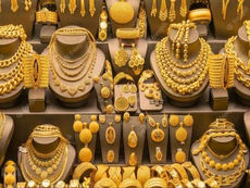 ಕದನ ವಿರಾಮದ ಎಫೆಕ್ಟ್: ಕುಸಿದ ತೈಲ ಬೆಲೆ, ಗಗನಕ್ಕೇರಿದ ಚಿನ್ನದ ದರ!