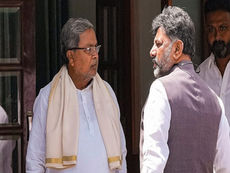 ಸಿಎಂ-ಡಿಸಿಎಂ ನಕಲಿ ಎಐ ವಿಡಿಯೋ: 'ಕನ್ನಡ ಚಿತ್ರರಂಗ' ಖಾತೆ ವಿರುದ್ಧ ಎಫ್ಐಆರ್ ದಾಖಲು