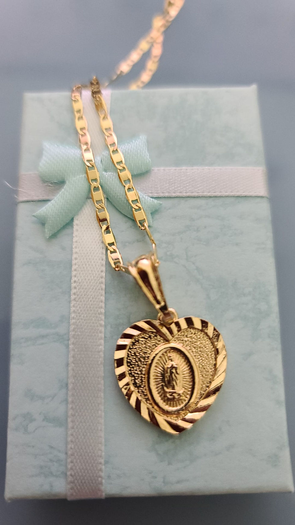Miniatura: 14k Gold Plated Guadalupe Virgin Necklace  - Cadena en Oro Laminado Virgen
