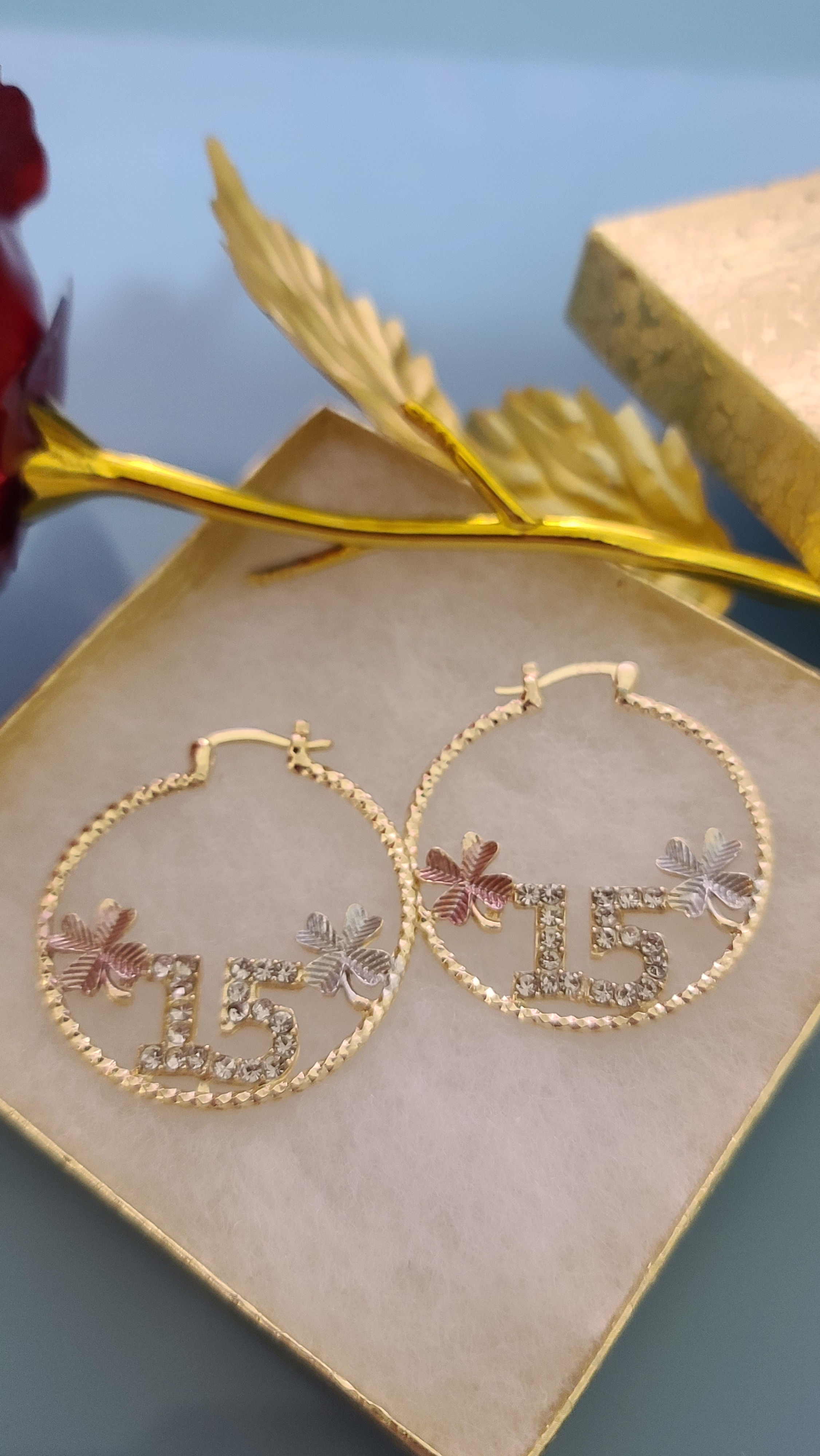 14k Gold Plated Mis XV Earrings, Bellos Aretes para tus 15, Oro Laminado