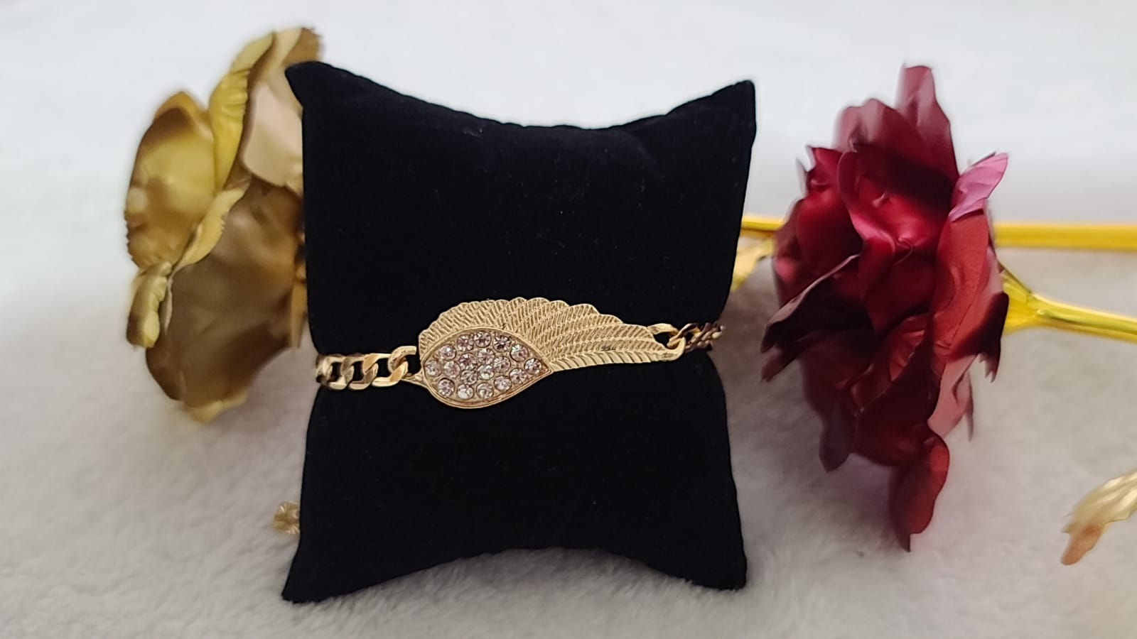 14k Gold Plated shiny wings Charm Bracelet