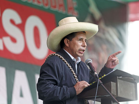 Castillo: Tengo capacidad moral no solo para corregir, sino también para sancionar