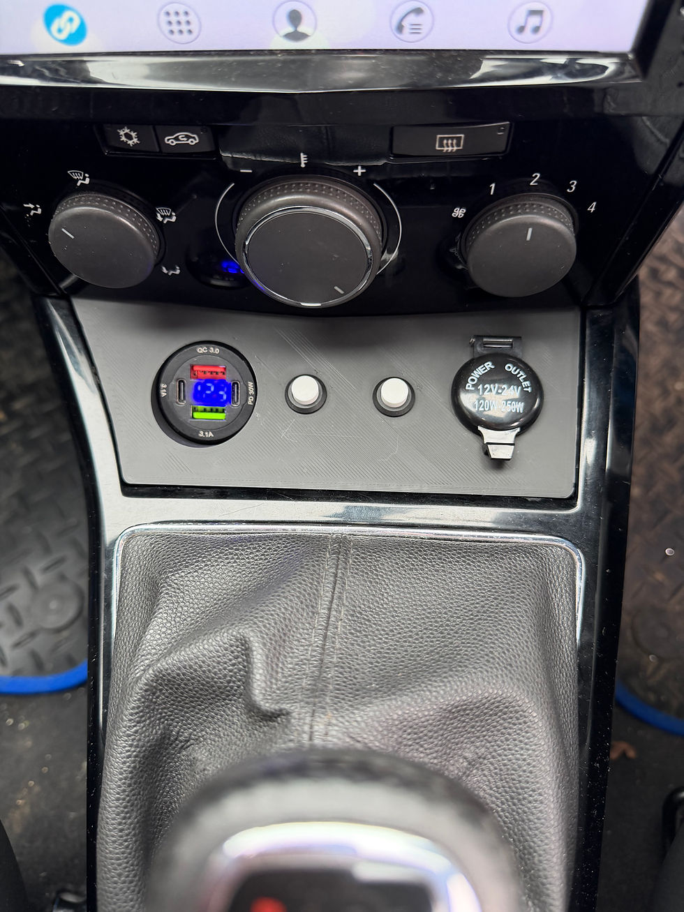Thumbnail: Astra H Mk5 12V & USB Dual Button Socket Panel (2004–2010)