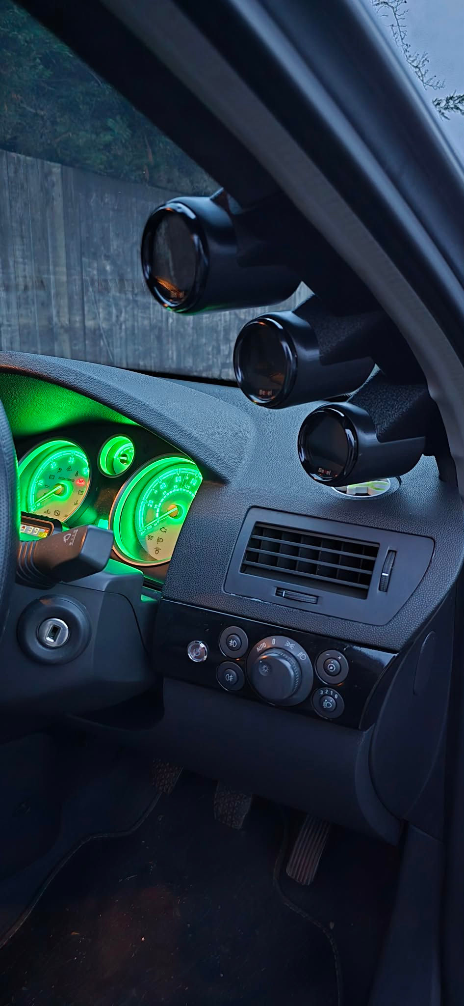 Thumbnail: Astra H Mk5 A-Pillar 52mm Gauge Pods (2004–2010)