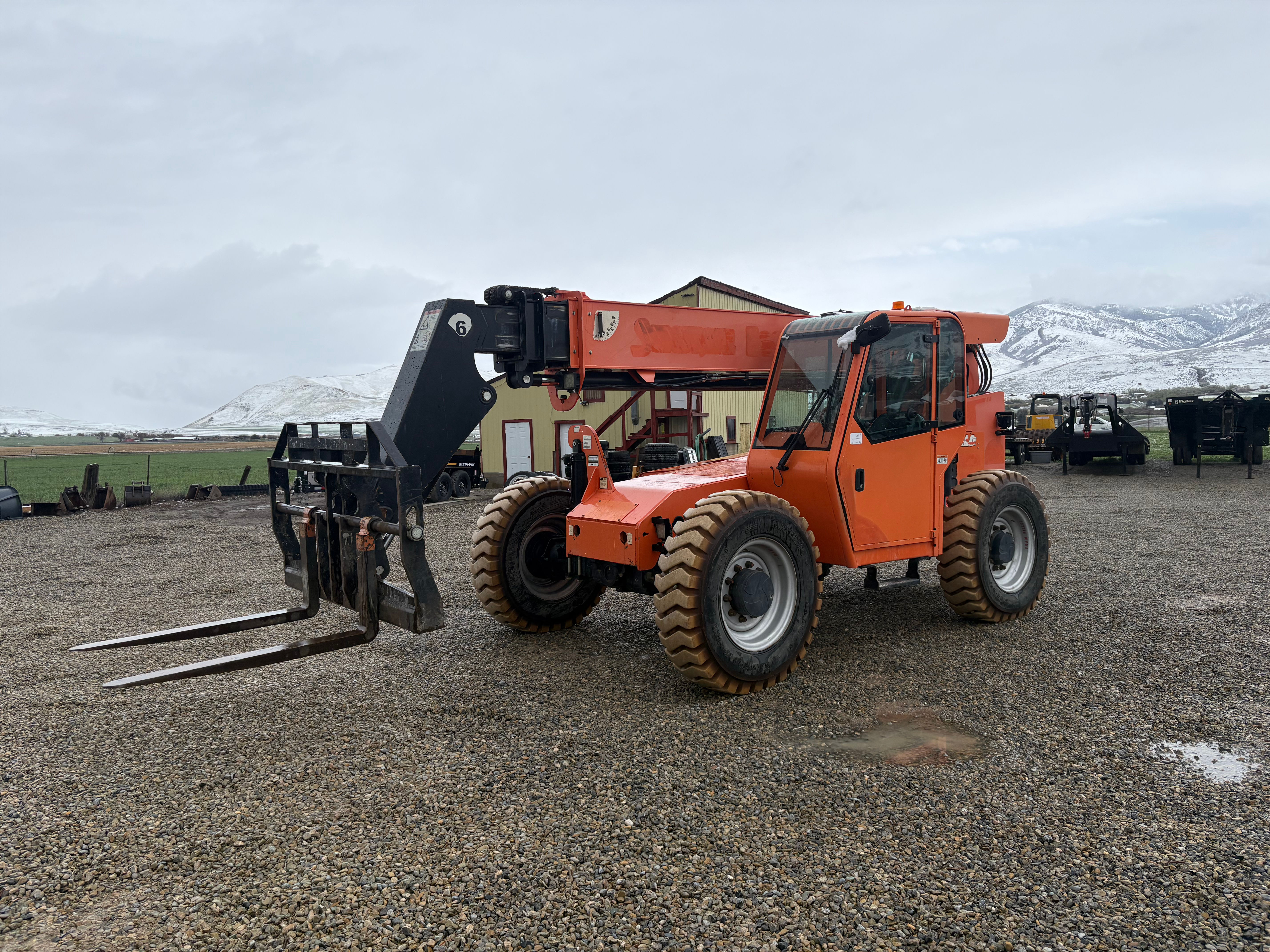 2016 JLG Sky Track 6042 Telehandler