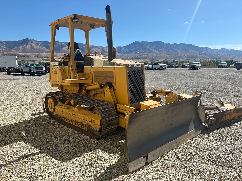 Thumbnail: 1999 cat D3C series 3 dozer, hystat transmisison. 