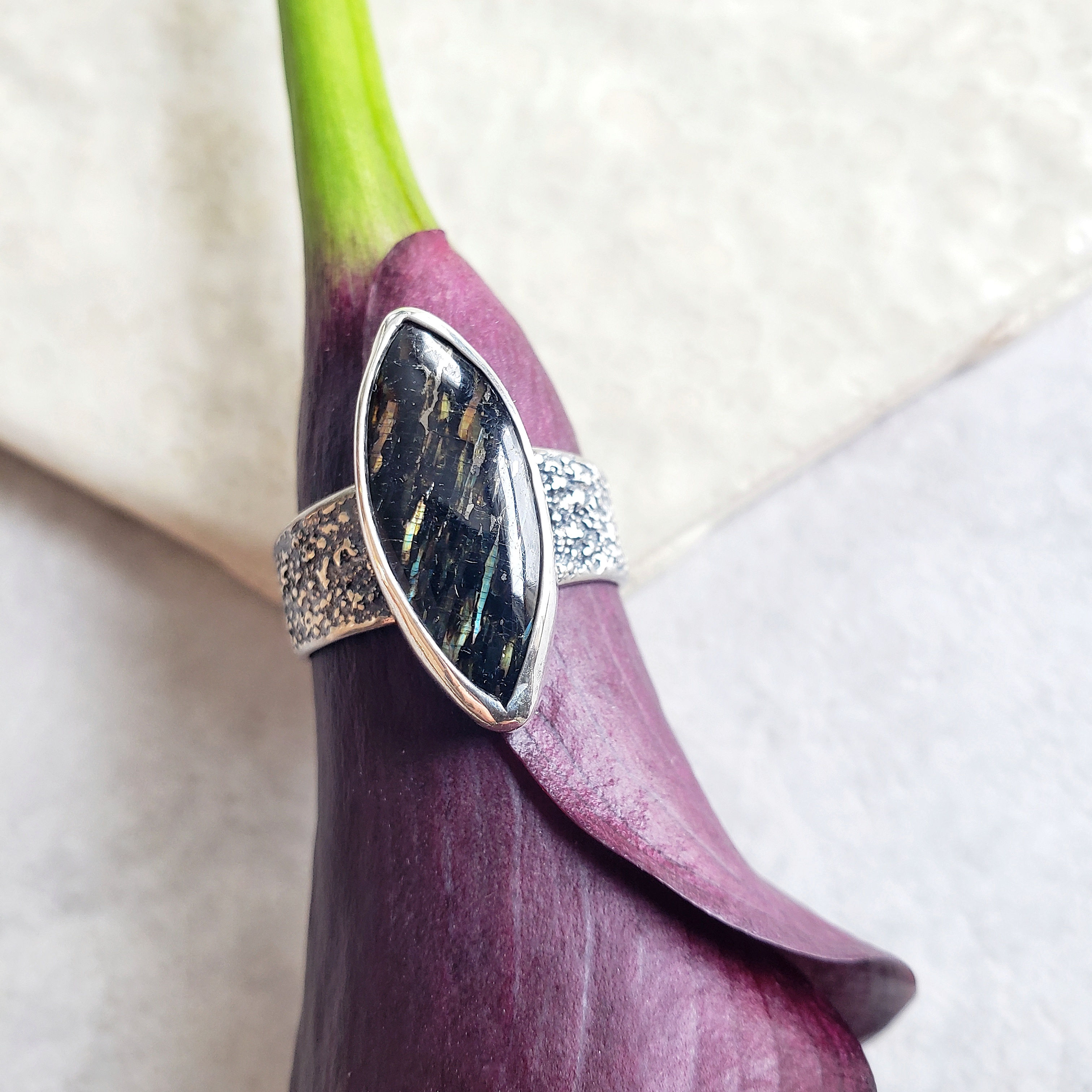 nuumite stardust band