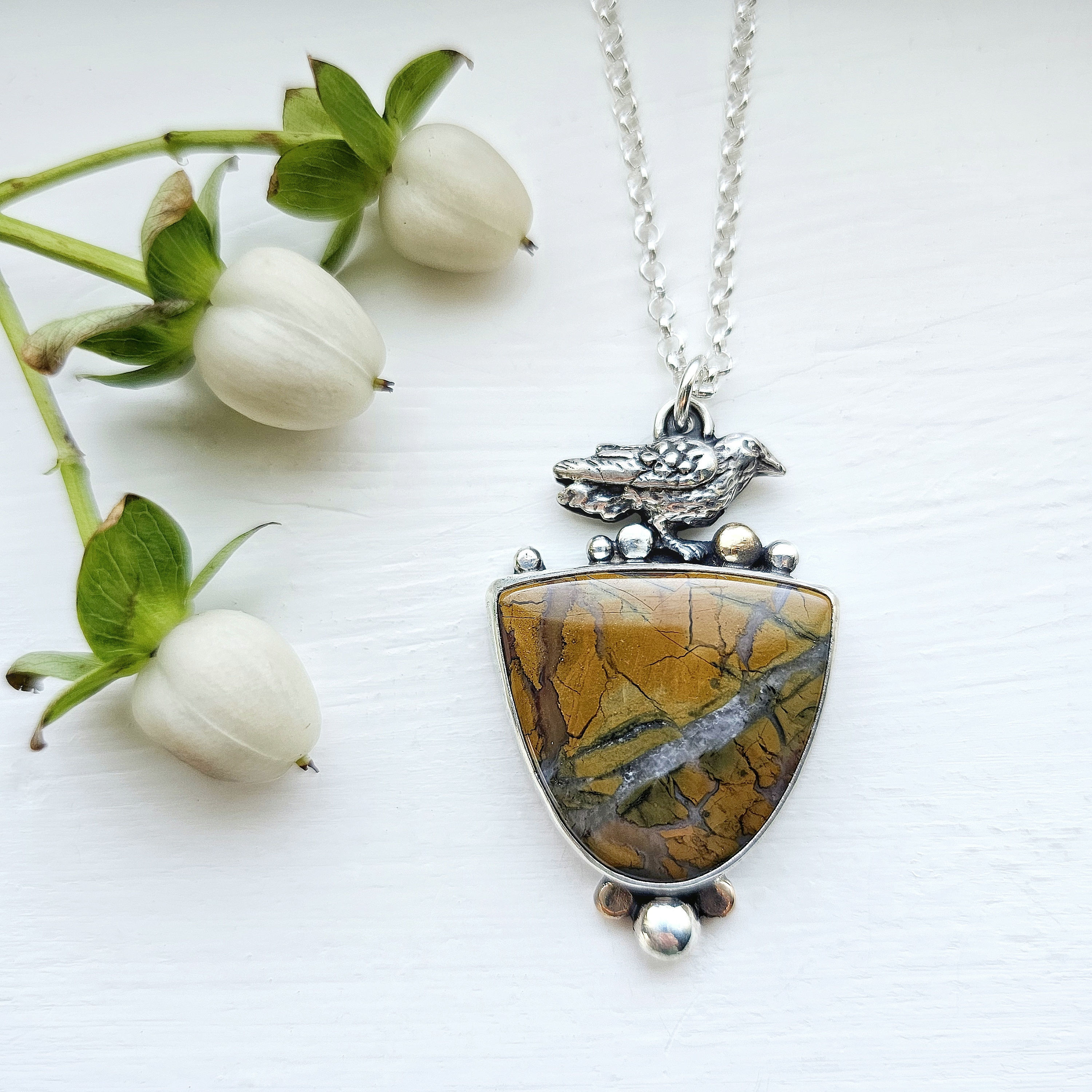 raven: brecciated jasper