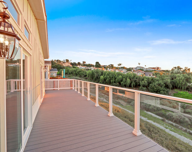 Deck overlooking neighborhood