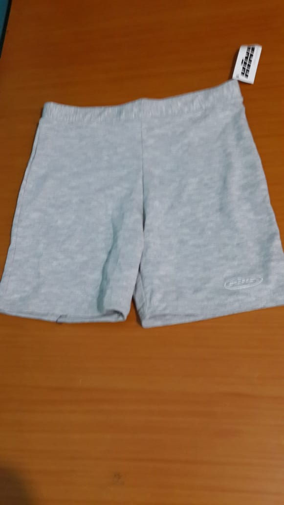 Short De Tela Deportivo Marca Hind Para Mujer. Nuevo