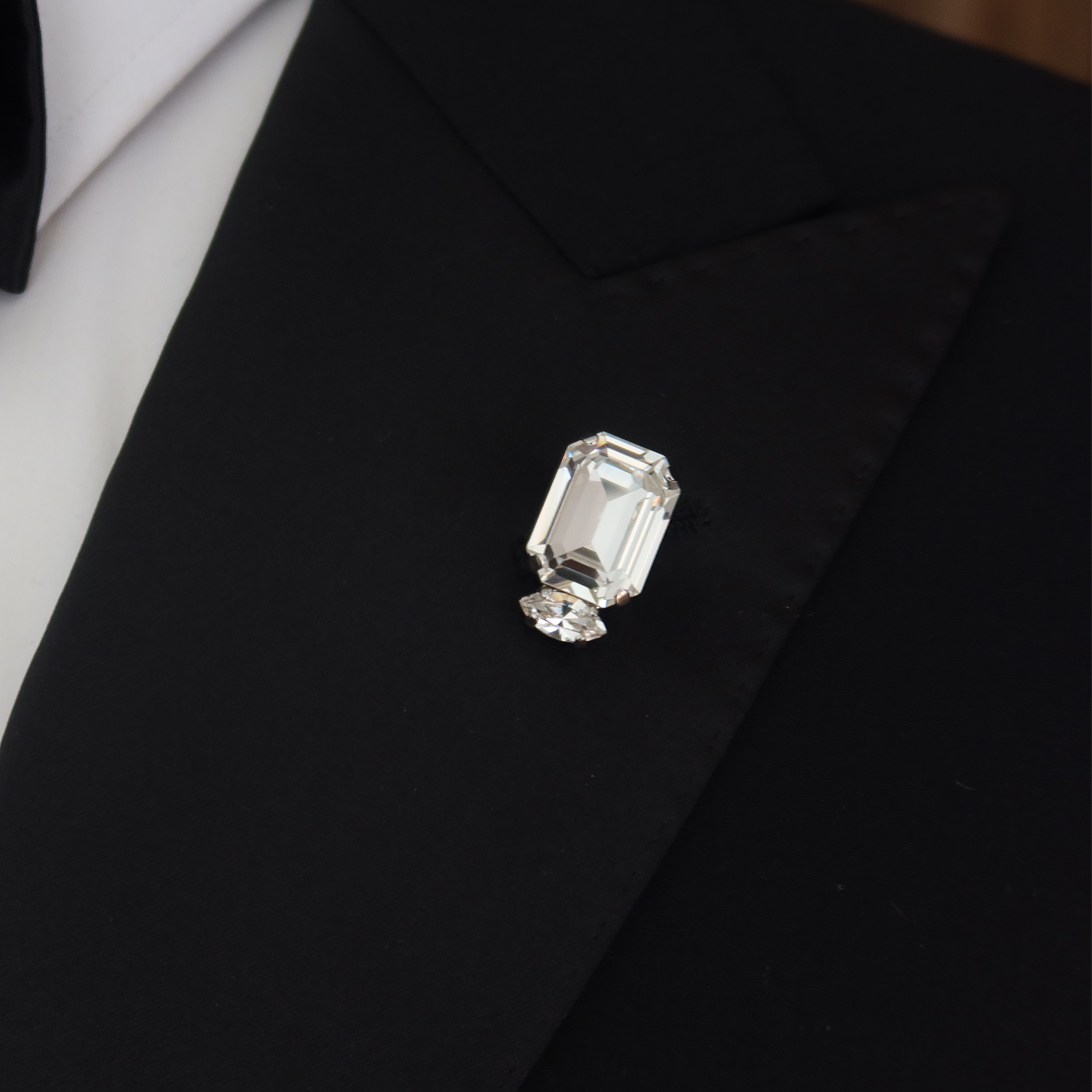 Atlas Lapel Pin - Clear