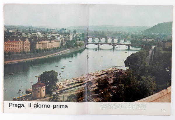 La tragedia di Praga is a photo book by various photographers on Praga invasion 1968 published by Epoca magazine, Milano, Italy, 1968