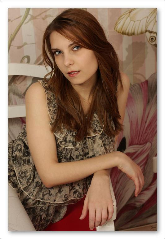 563295_323049437757692_1839347735_n