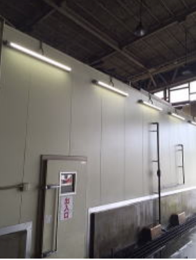 鮮魚低温売場　蛍光灯型LED