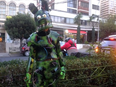 FIVE NIGHTS AT FREDDYS: Cosplayers salen a relucir sus atuendos.