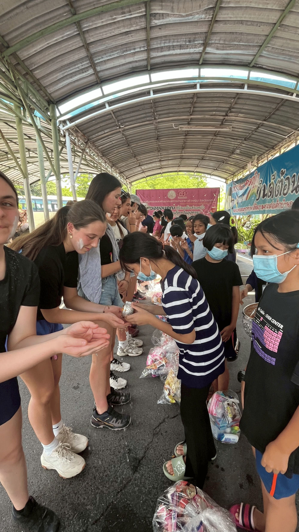 Voyage responsable en Thaïlande avec don à des enfants thaïlandais
