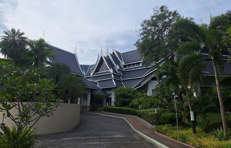 Cha-Da Thai Village à Ao Nang, hôtel familial au style thaï, pratique pour explorer les îles de Thaïlande depuis Krabi