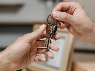 Can Israelis Buy Property in the Czech Republic?