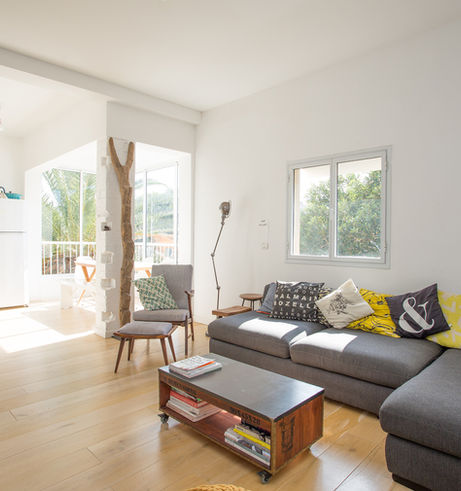 Interior painting Johnny's custom painting, Inc los angeles painter