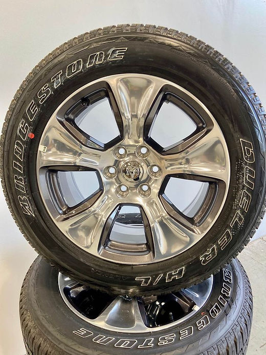 RAM 1500 Laramie Polished Aluminum 20