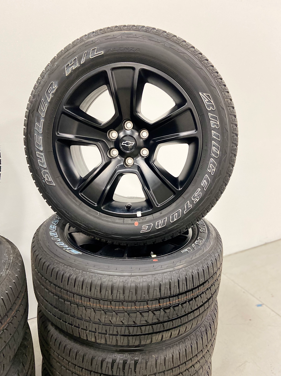 Thumbnail: 20" Satin Black Chevy / GMC Wheels w/ Bridgestone Tires